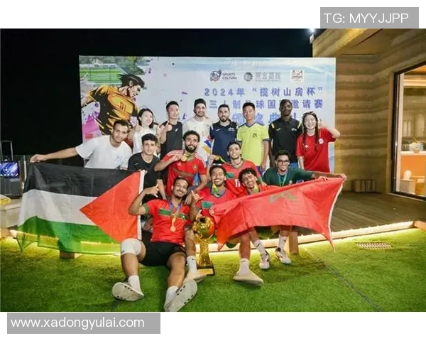 悬空球技惊艳赛场 足球巨星突破极限挑战新高峰 悬空球技惊艳赛场 足球巨星突破极限挑战新高峰