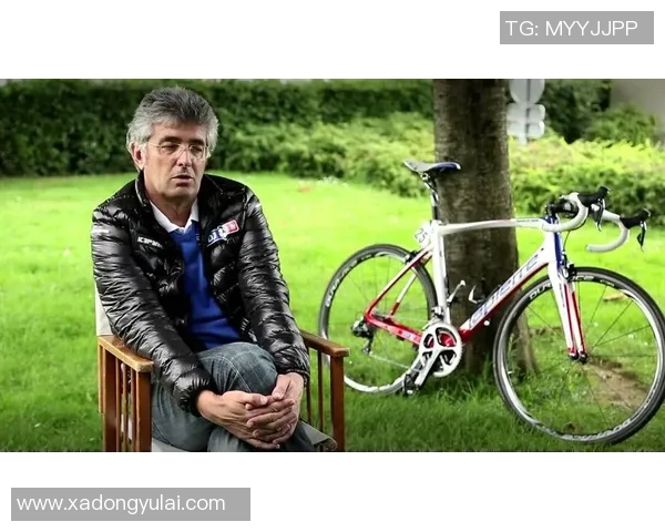 足球球星挑战环保出行 亲自骑自行车上班引发热议 足球球星挑战环保出行 亲自骑自行车上班引发热议